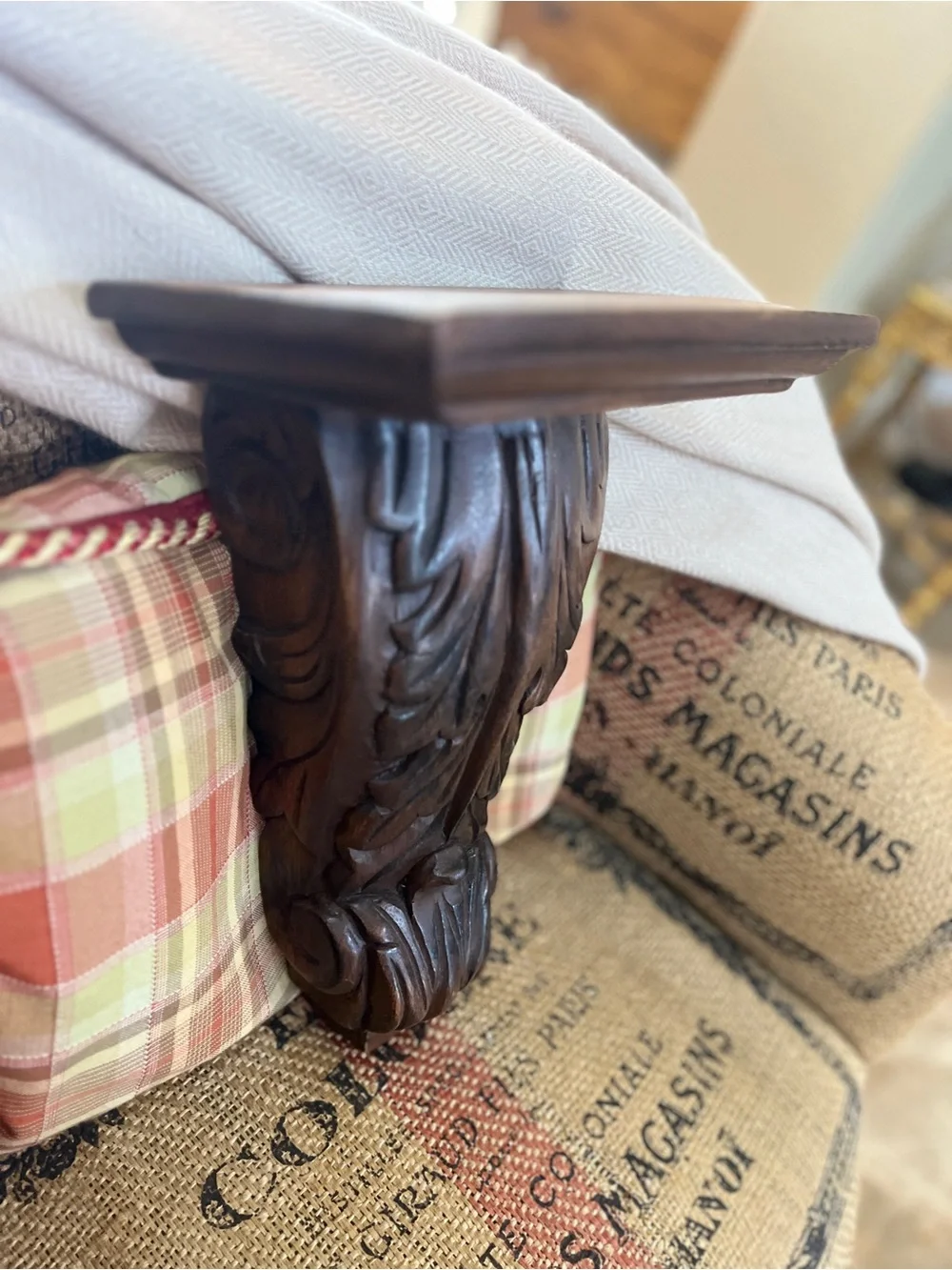 Solid Wood Dark Brown Wall Display Shelf Bracket - Classic Carved Accent